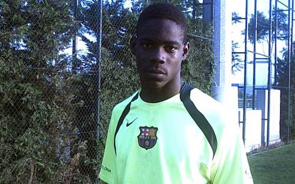 Vì sao Balotelli không ở lại Barça năm 2006?